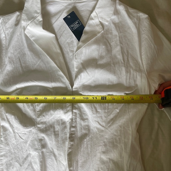 NWT Abercrombie long sleeve hook and eye shirt. - Picture 8 of 9